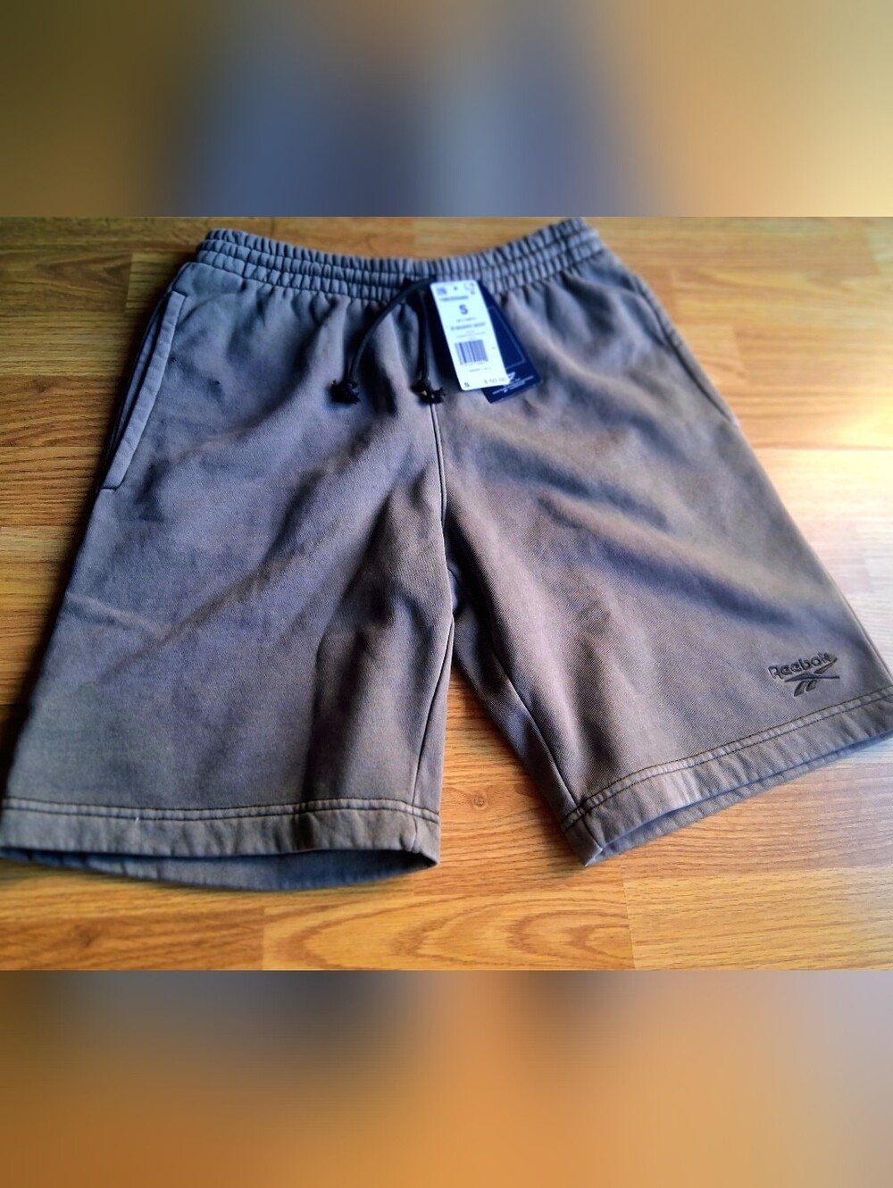 NWT Reebok Mens Gray Sweat Shorts.szS MSRP $50